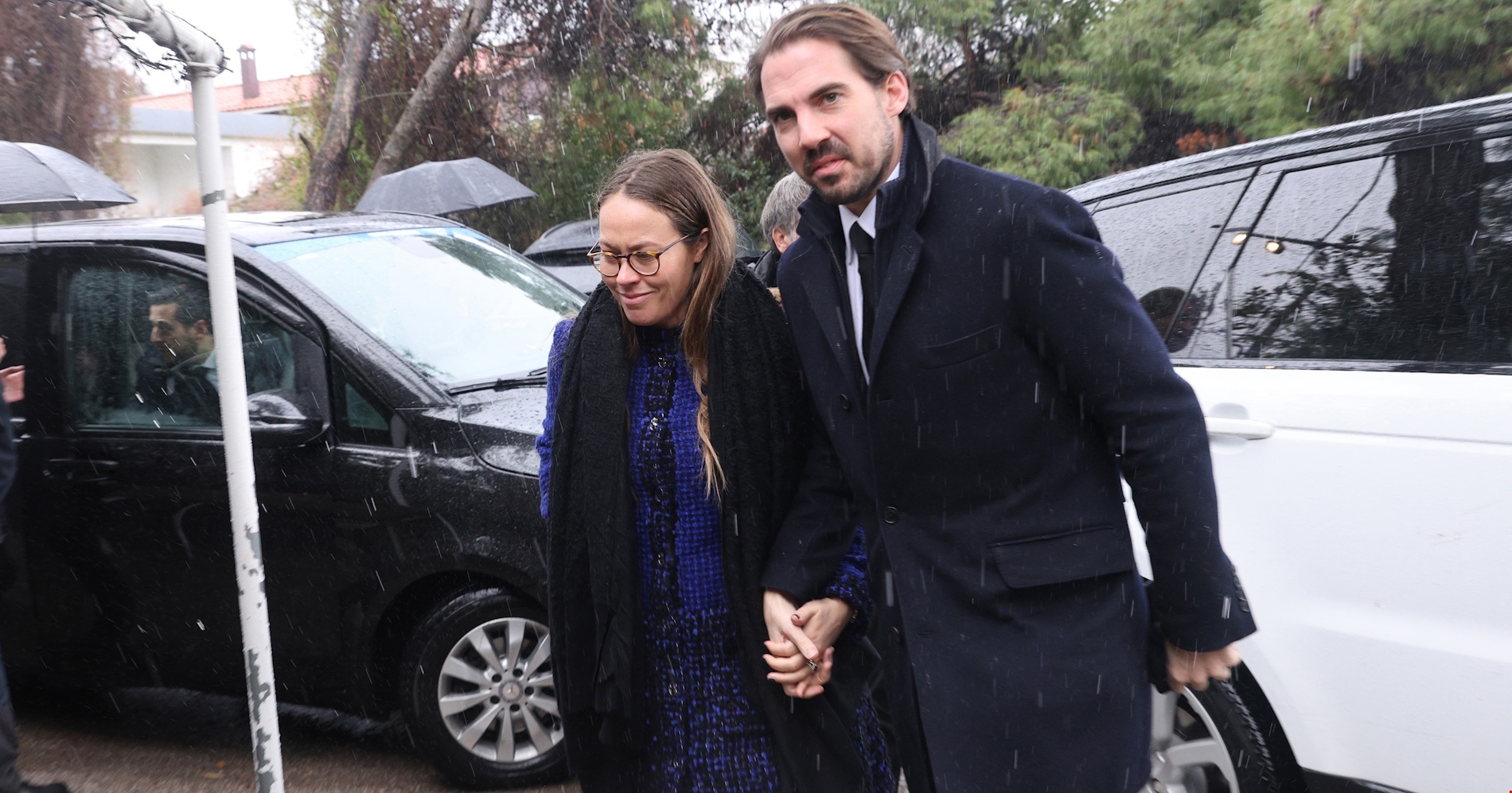 Η Nina Flohr και ο Φίλιππος Ντε Γκρες σε σπάνια εμφάνιση στο εξωτερικό | Το πρόσωπο με το οποίο συναντήθηκαν - εικόνα 1