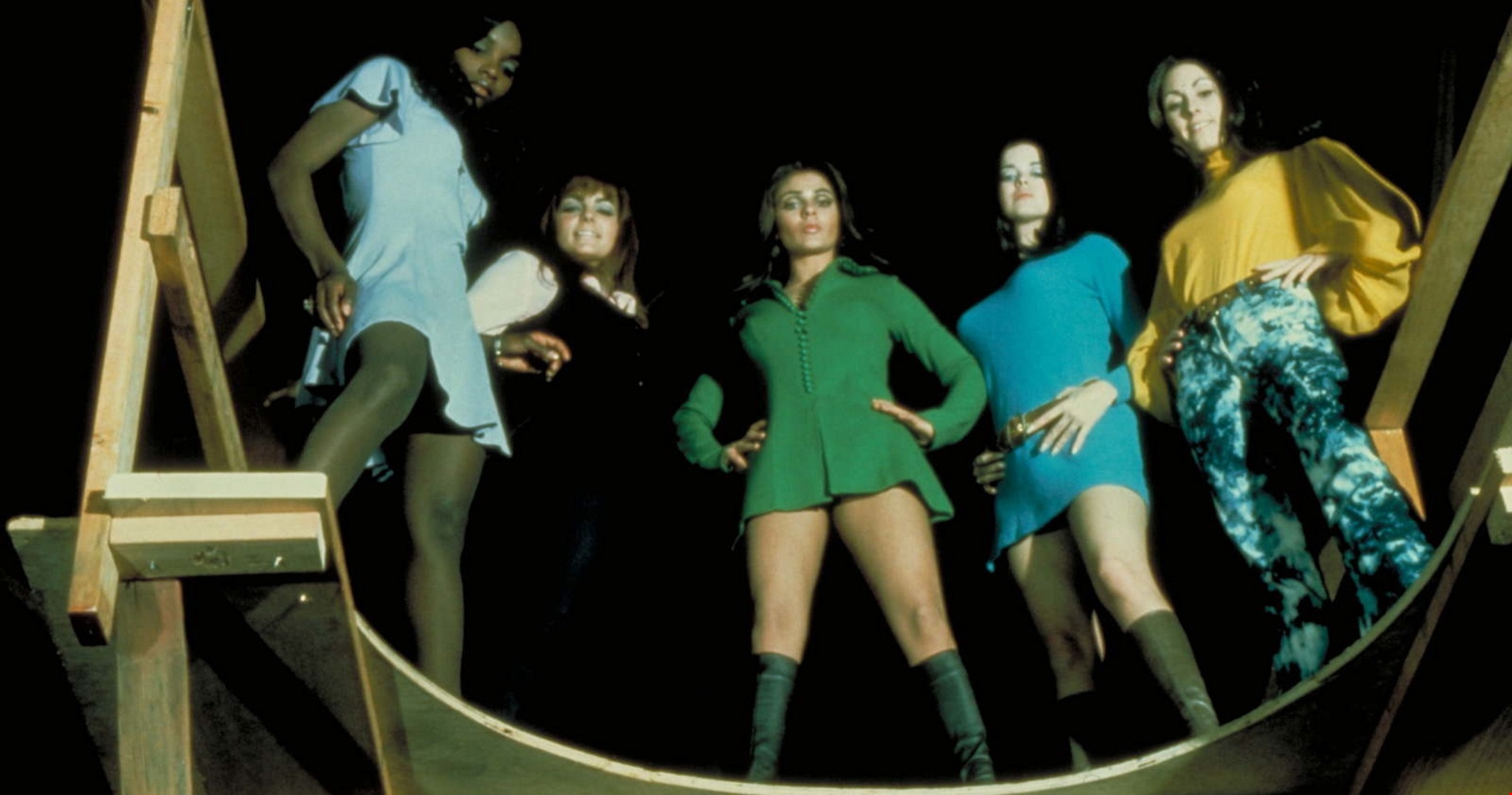 Elle McAlpine | Η Intimacy Coordinator του Poor Things έρχεται στην Ελλάδα - εικόνα 1