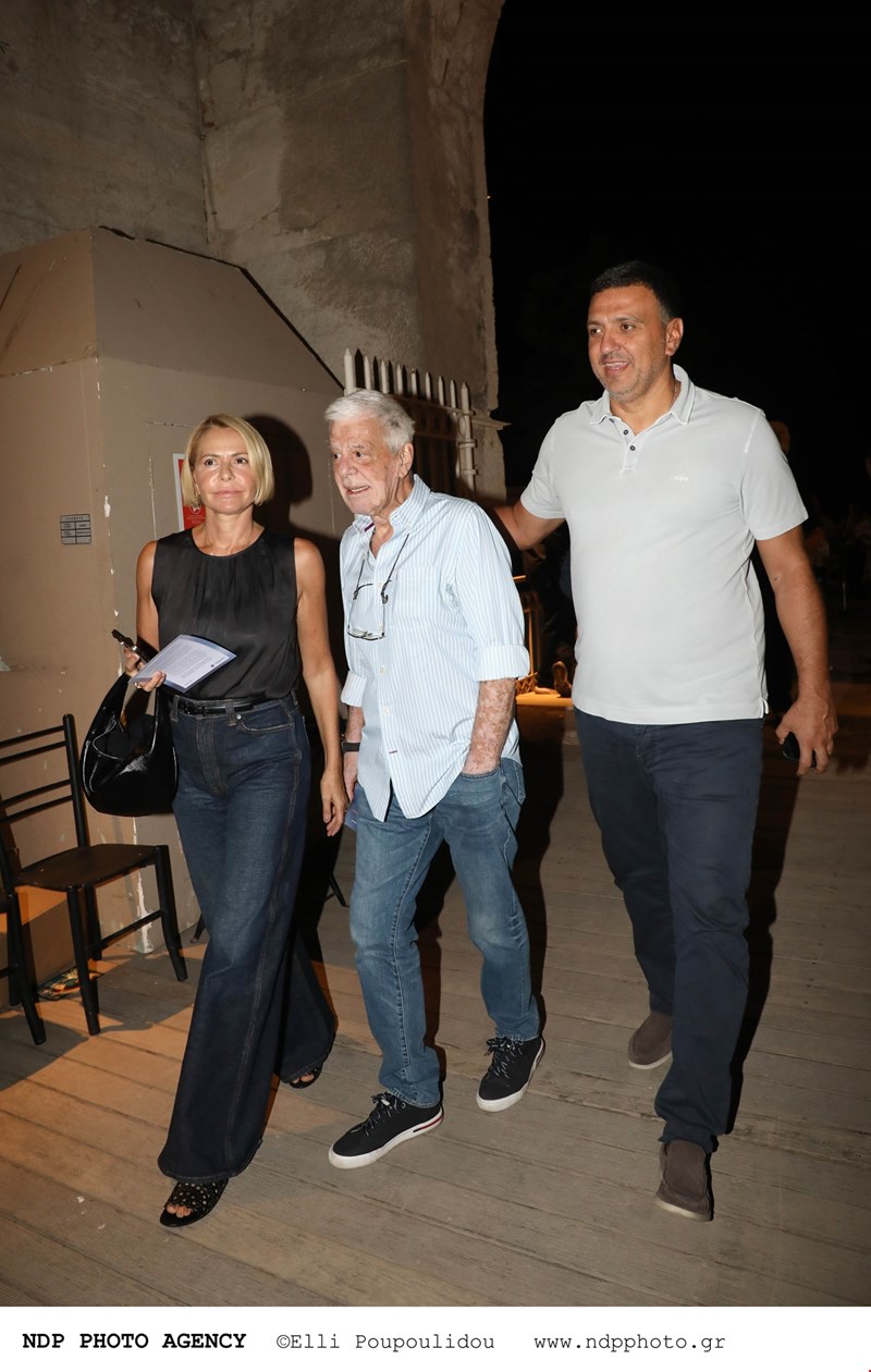 Τζένη Μπαλατσινού