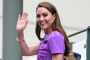 "Kate Middleton effect" | Πώς κάθε εμφάνιση της πριγκίπισσας αποφέρει εκατομμύρια ευρώ στη βρετανική βιομηχανία της μόδας - εικόνα 6