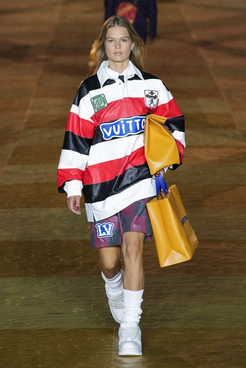 Vuitton m S24