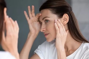 Youthful at 40 | Τα ενεργά συστατικά που αξίζουν μια θέση στη ρουτίνα σου μετά τα 40 - εικόνα 1