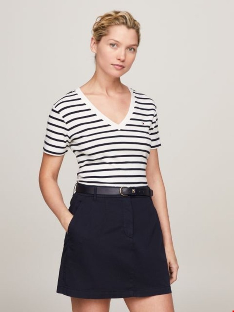 T-shirt με V λαιμόκοψη, Tommy Hilfiger