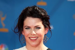 H Lauren Graham έκλαιγε κάθε μέρα στα γυρίσματα γνωστής σειράς - εικόνα 2