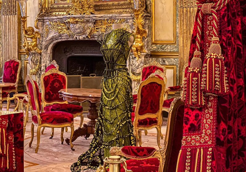 Louvre Couture