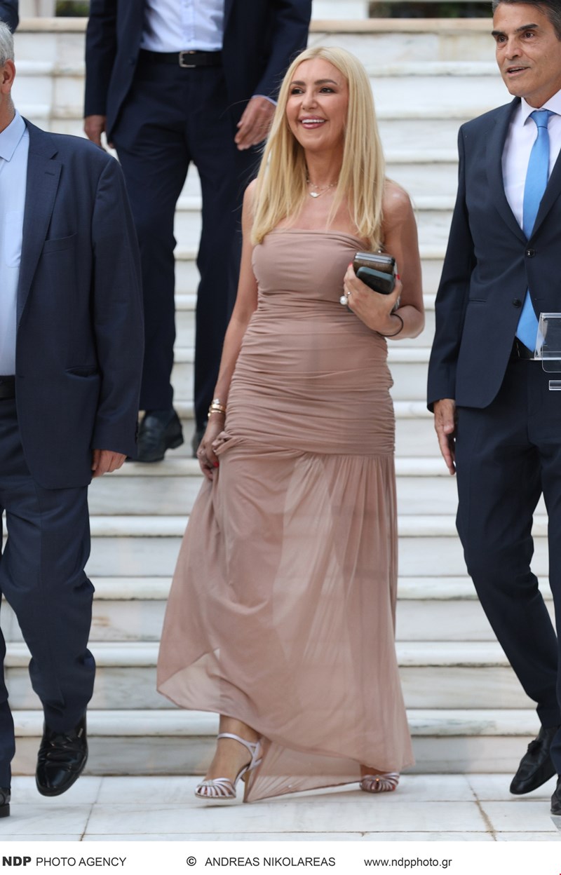 Φωτεινή Αραμπατζή