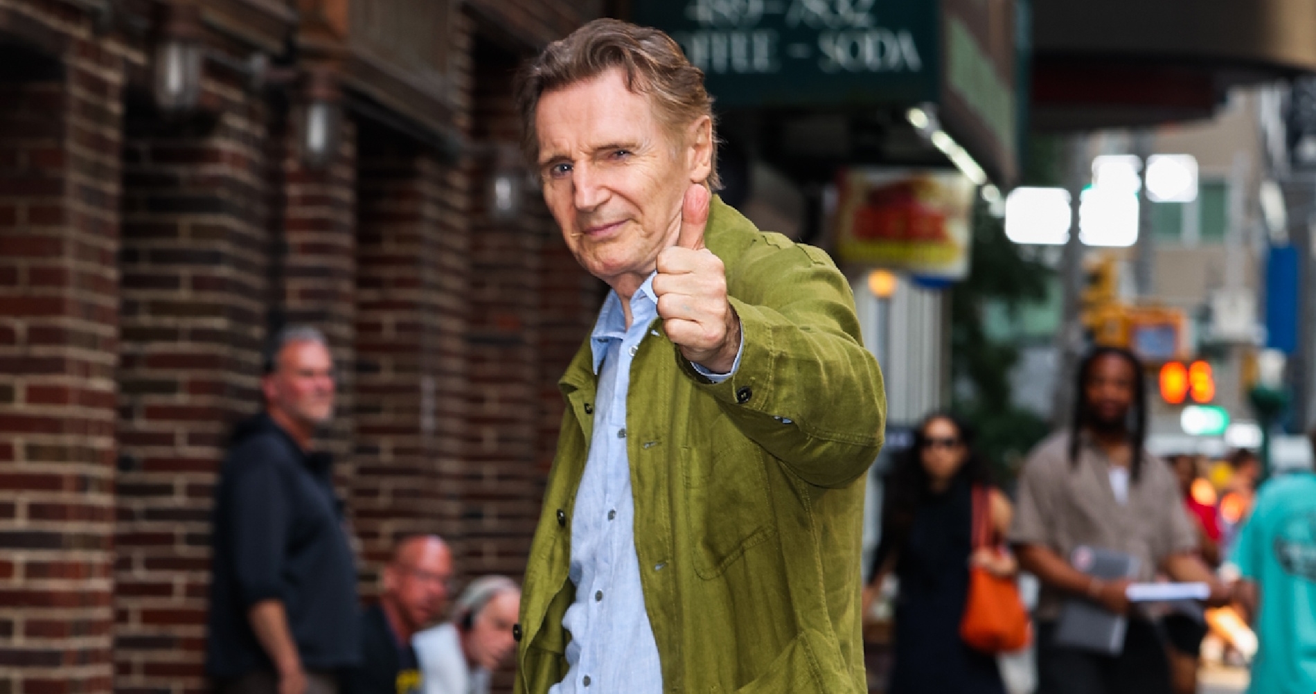 Ο Liam Neeson γίνεται viral για την απροσδόκητη απάντησή του στην ερώτηση 