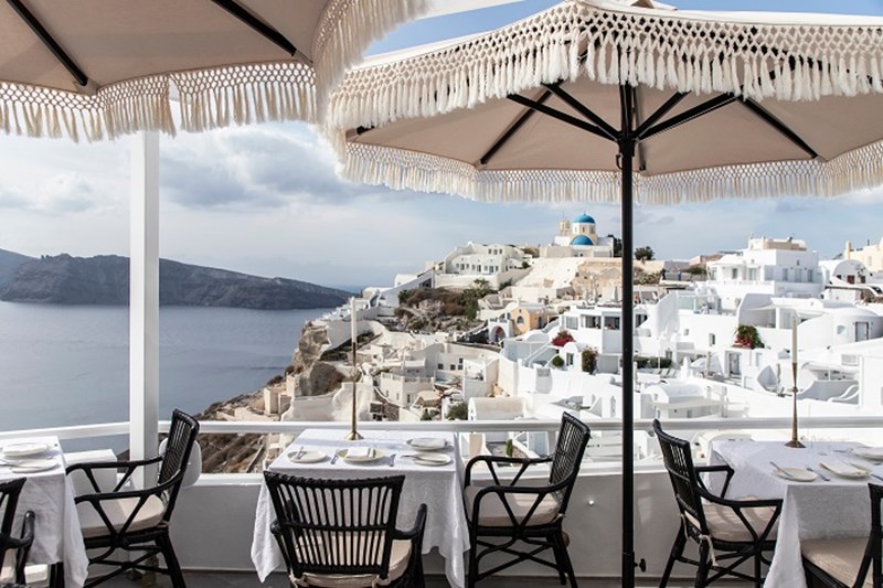 MIA'S RESTAURANT