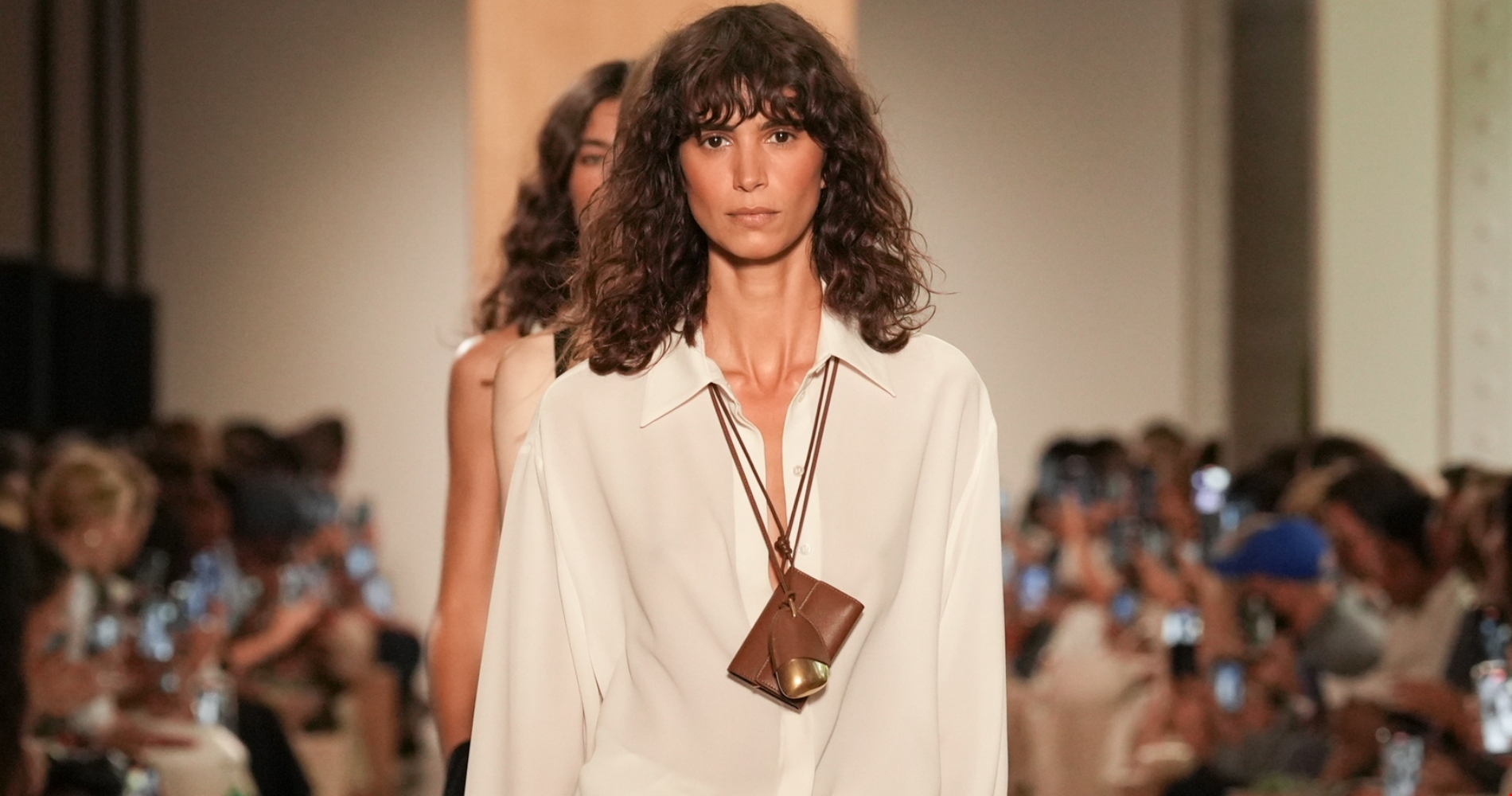 Οι πέντε πιο chic χρωματικοί συνδυασμοί για elevated, φθινοπωρινό στιλ - εικόνα 1