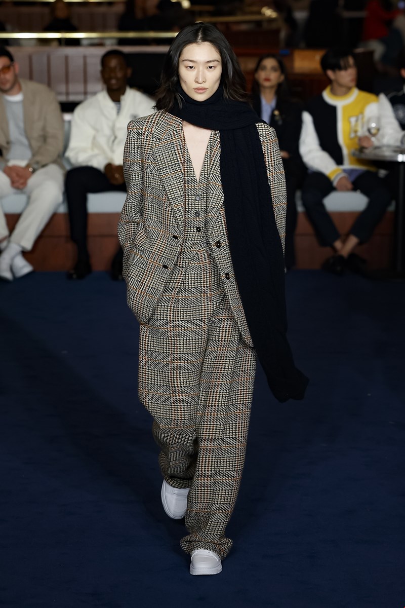 Tommy Hilfiger