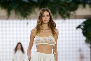 5 θαυματουργές κρέμες ματιών για εφέ lifting στο βλέμμα - εικόνα 1