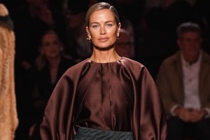 Αντίο "Parisian Chic" | Αυτή είναι η τάση που υιοθετούν οι fashion experts φέτος το φθινόπωρο - εικόνα 1