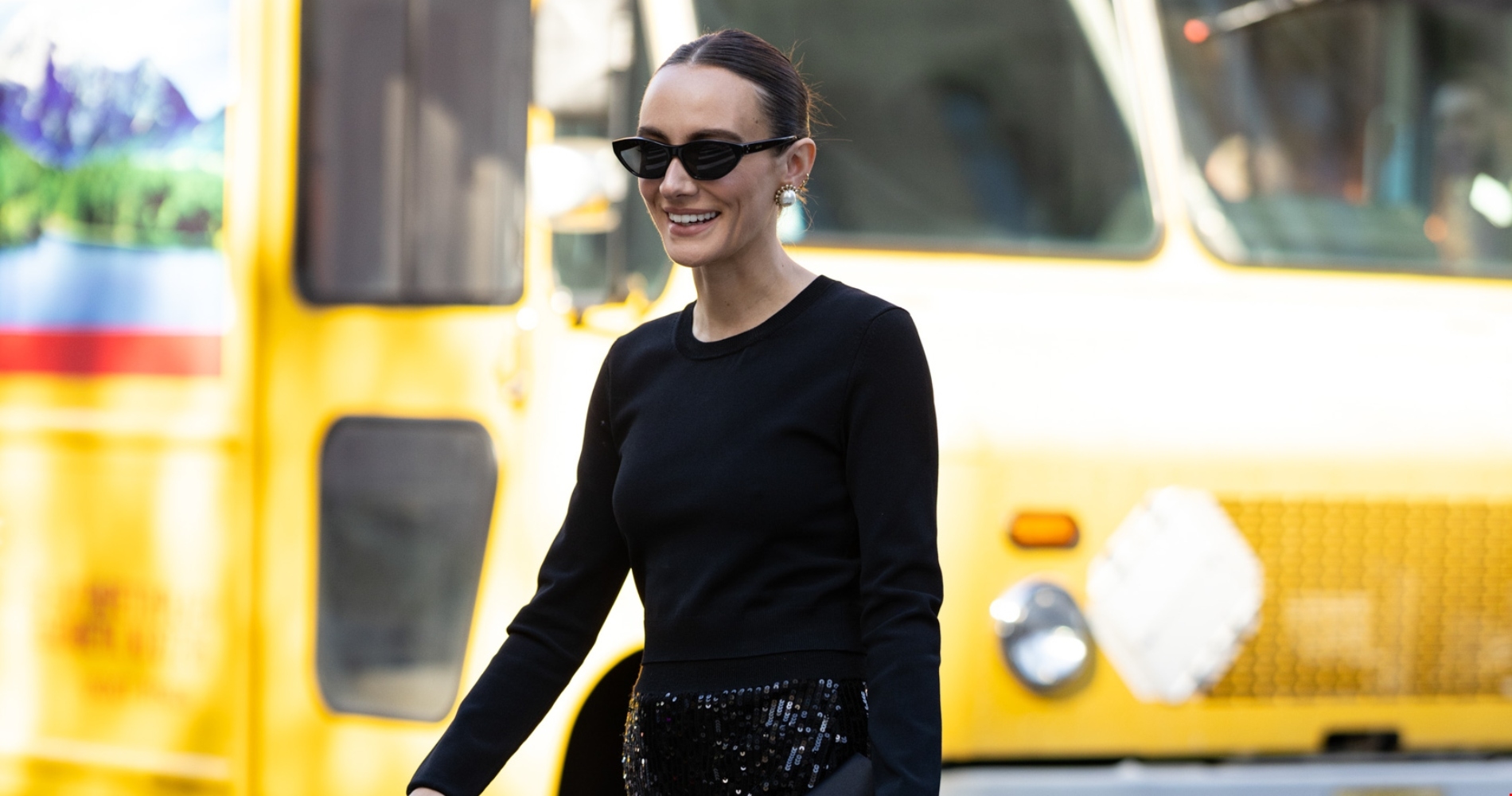 10 glam looks για να υποδεχτείς με στιλ το 2025 - εικόνα 1