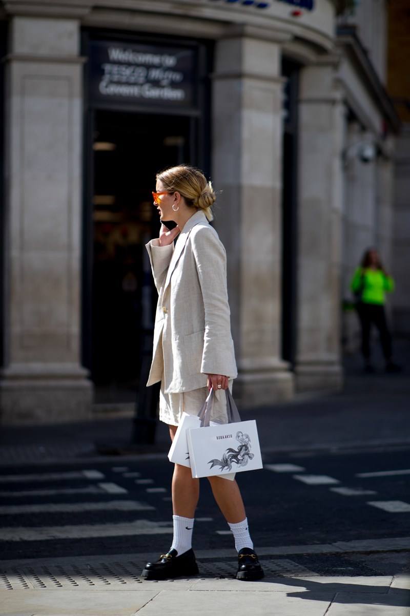 London str RS21 6985