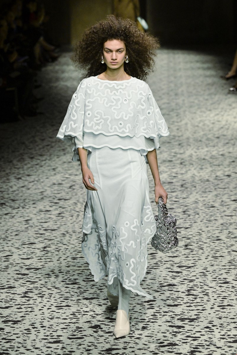 bottega_veneta_waw2324_77.jpg