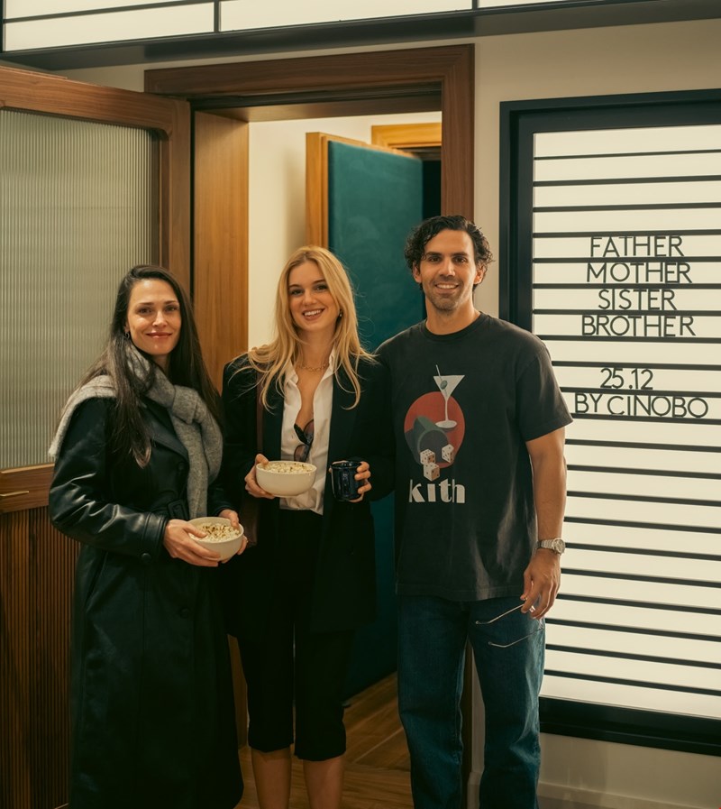 Μαίρη Μηνά, Νατάσα Εξηνταβελώνη, Γιώργος Λέντζας