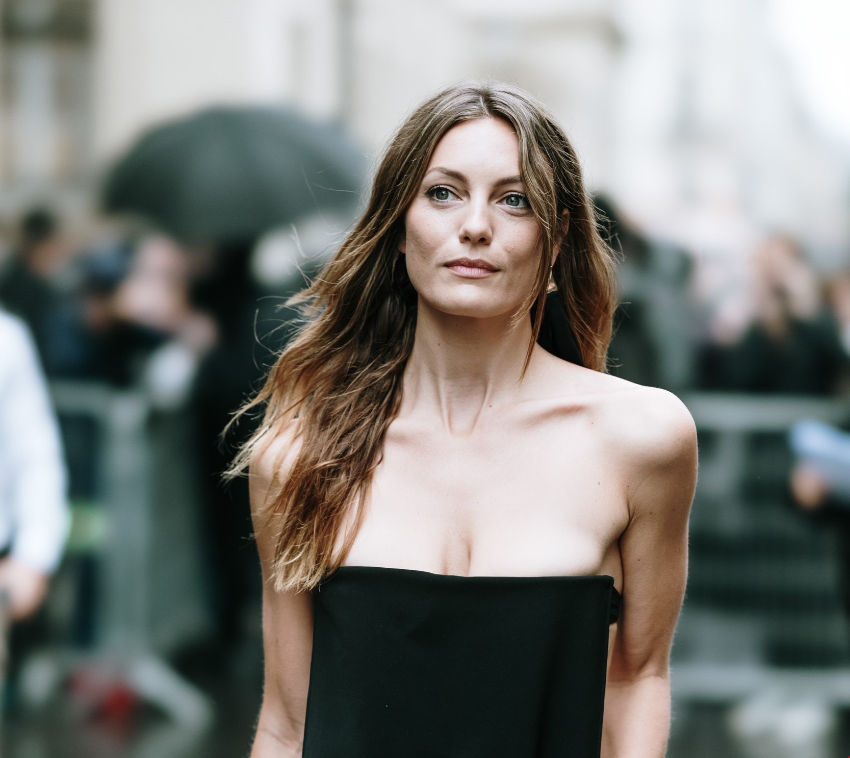 Δούκισσα Νομικού | Ο αντιγηραντικός ορός με εφέ botox που δεν λείπει ποτέ από το νεσεσέρ της - εικόνα 1