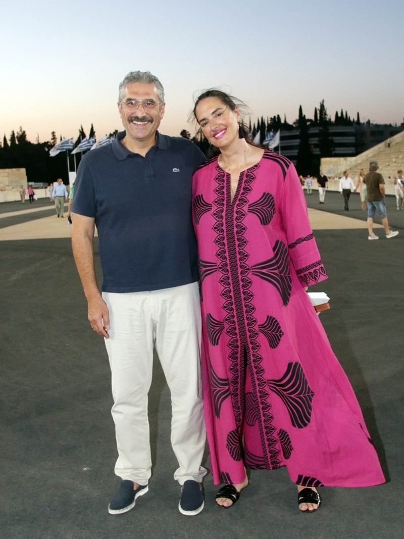 Νόνη Δούνια