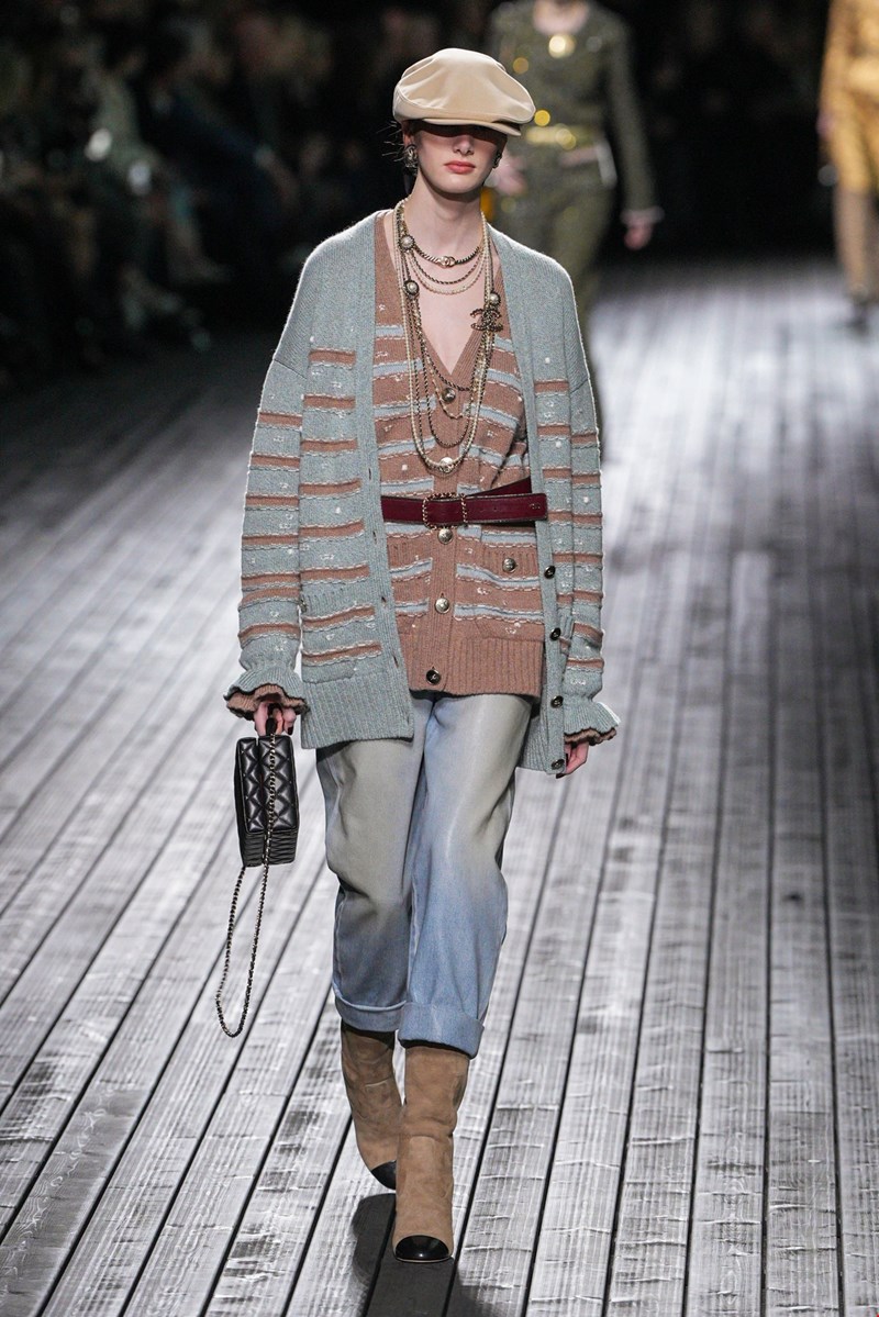 Chanel F24