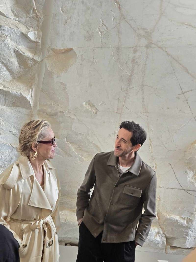 Η Sharon Stone με τον Adrien Brody