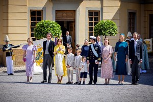 Αθηνά Ωνάση | Η ετεροθαλής αδελφή της είναι σχεδιάστρια μόδας και νονά Ευρωπαίας πριγκίπισσας - εικόνα 3