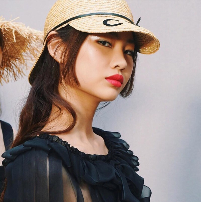 Chanel S/S 19 | Τα πέντε πράγματα που αξίζει να γνωρίζεις για το fashion show