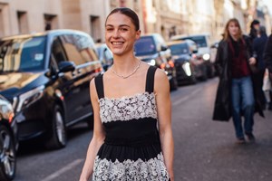 Τα κομψά φορέματα από τη Zara που είναι η απάντηση στην πολλή ζέστη - εικόνα 1