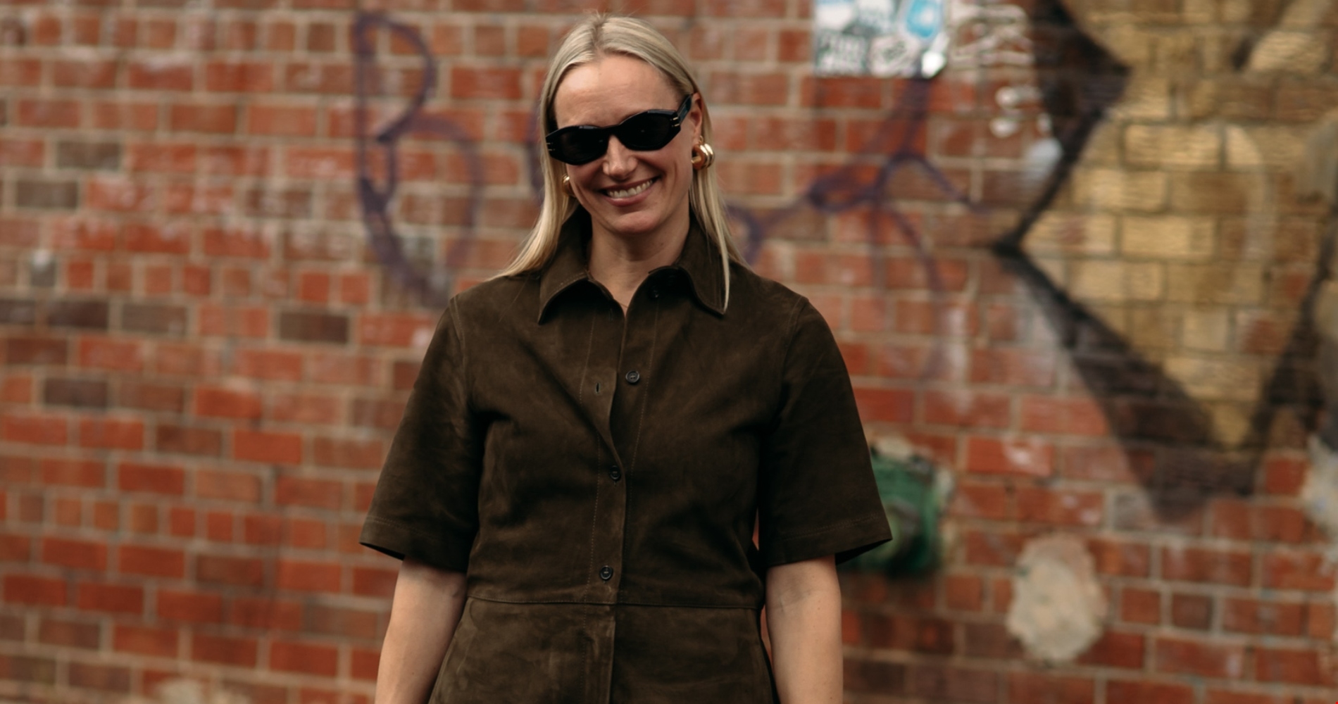 Σία Κοσιώνη | Το φθινοπωρινό σύνολο με τα πιο δημοφιλή sneakers της σεζόν - εικόνα 3