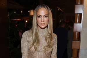 3 serums με ρετινόλη που θα βρεις στο φαρμακείο και θα λατρέψει η επιδερμίδα σου - εικόνα 2