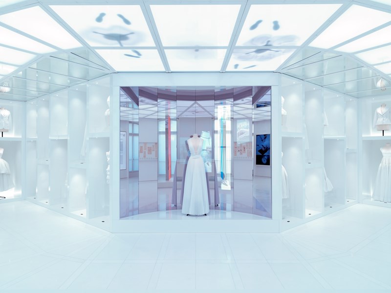 Dior