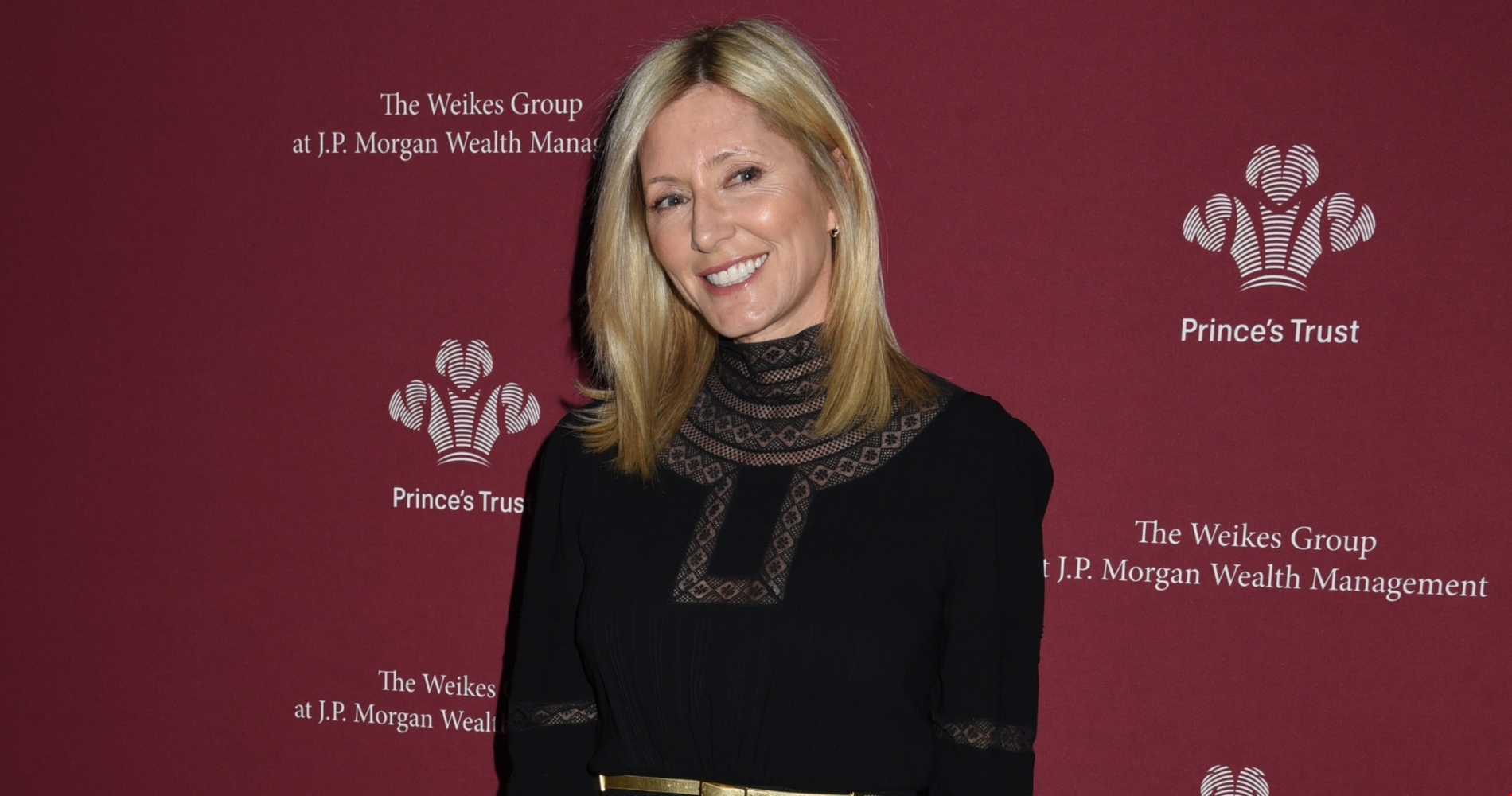 Marie Chantal | Με λευκό σεμιζιέ φόρεμα στο Ηρώδειο - εικόνα 2