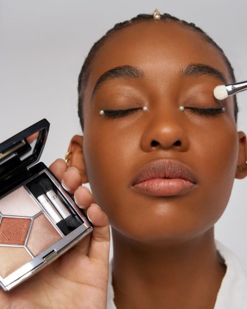 Dior Cruise 2022: Συνάντηση με τον κορυφαίο make up artist Peter Philips.