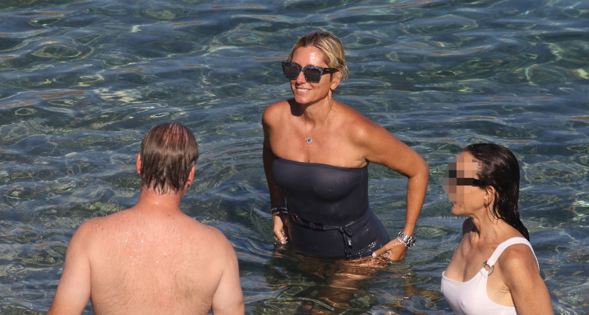 Marie Chantal | Για ποιον λόγο "αναγκάστηκε" να επιστρέψει στην Αθήνα; - εικόνα 5