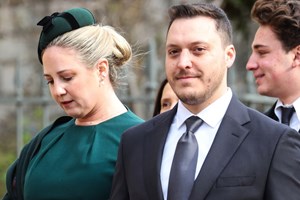 Θεοδώρα & Matthew Kumar | Πήραν την ευχή πριν από τον γάμο τους - εικόνα 4