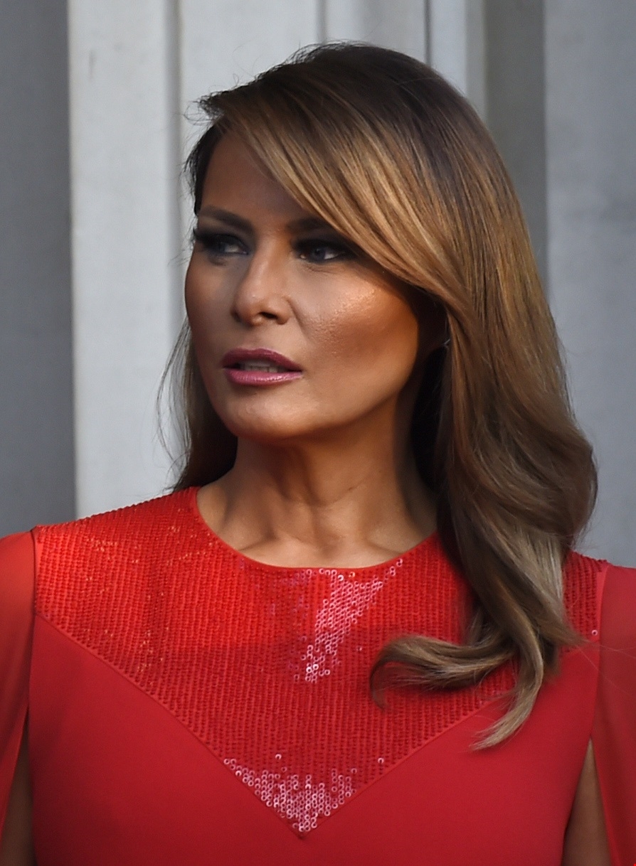 Donald Trump | Οι γυναίκες της οικογένειας ξεχώρισαν στο πάρτι την παραμονή της ορκωμοσίας - εικόνα 1