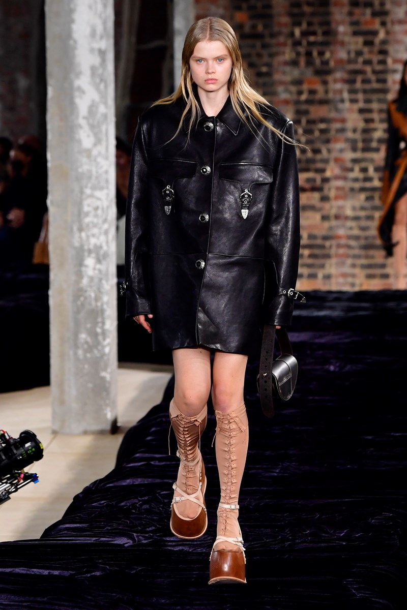 acne_studios_wss22_018