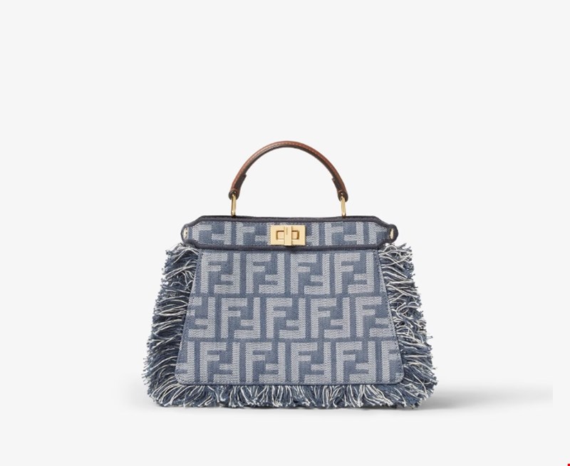 Peekaboo bag Fendi