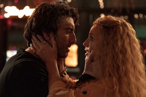 Δύο ακόμα βιβλία της Colleen Hoover γίνονται ταινία μετά το It Ends with Us - εικόνα 2