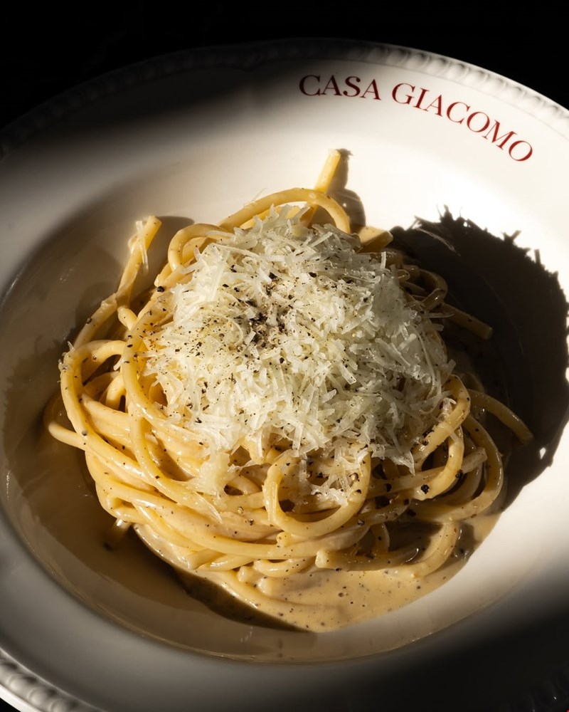 Η cacio e pepe στο Casa Giacomo