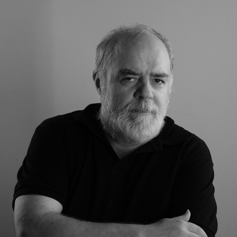 Ο σκηνοθέτης Θωμάς Μοσχόπουλος | Φωτογραφία: Patroklos Skafidas