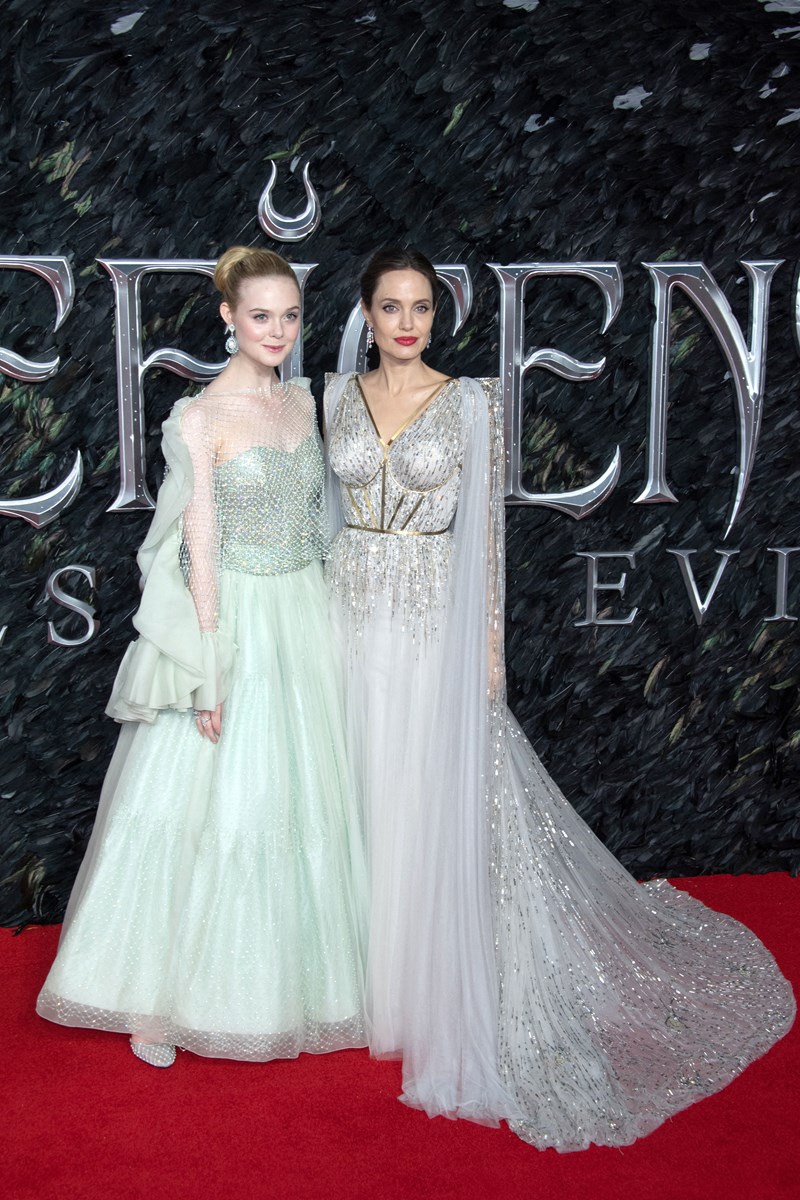 Angelina Jolie - Elle Fanning