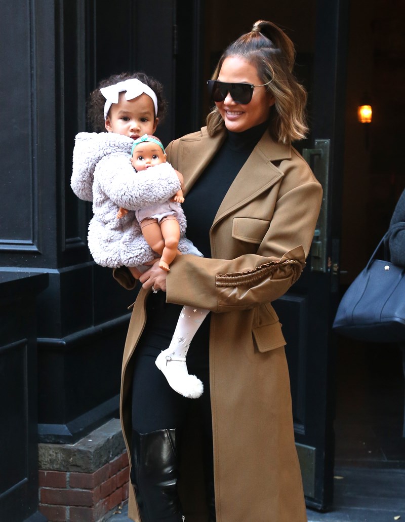 Chrissy Teigen-1