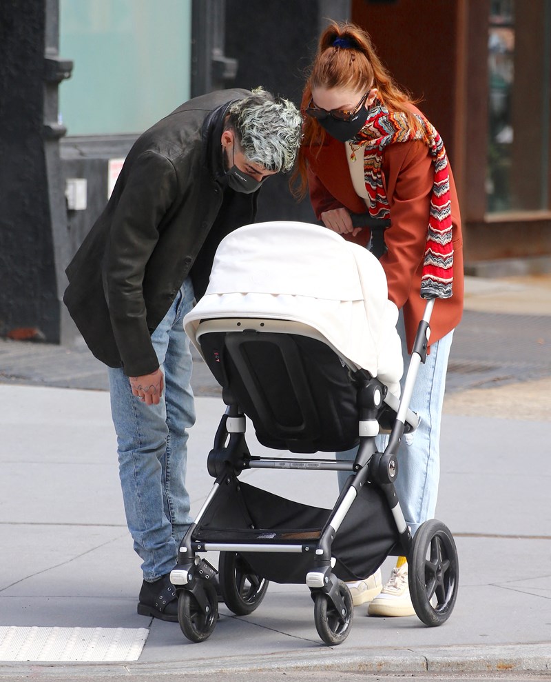 GIGI HADID MALIK