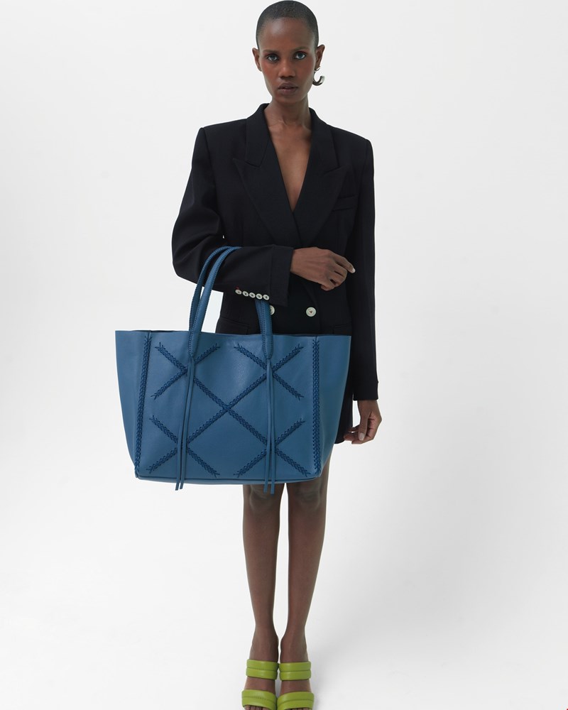 Callista SS23