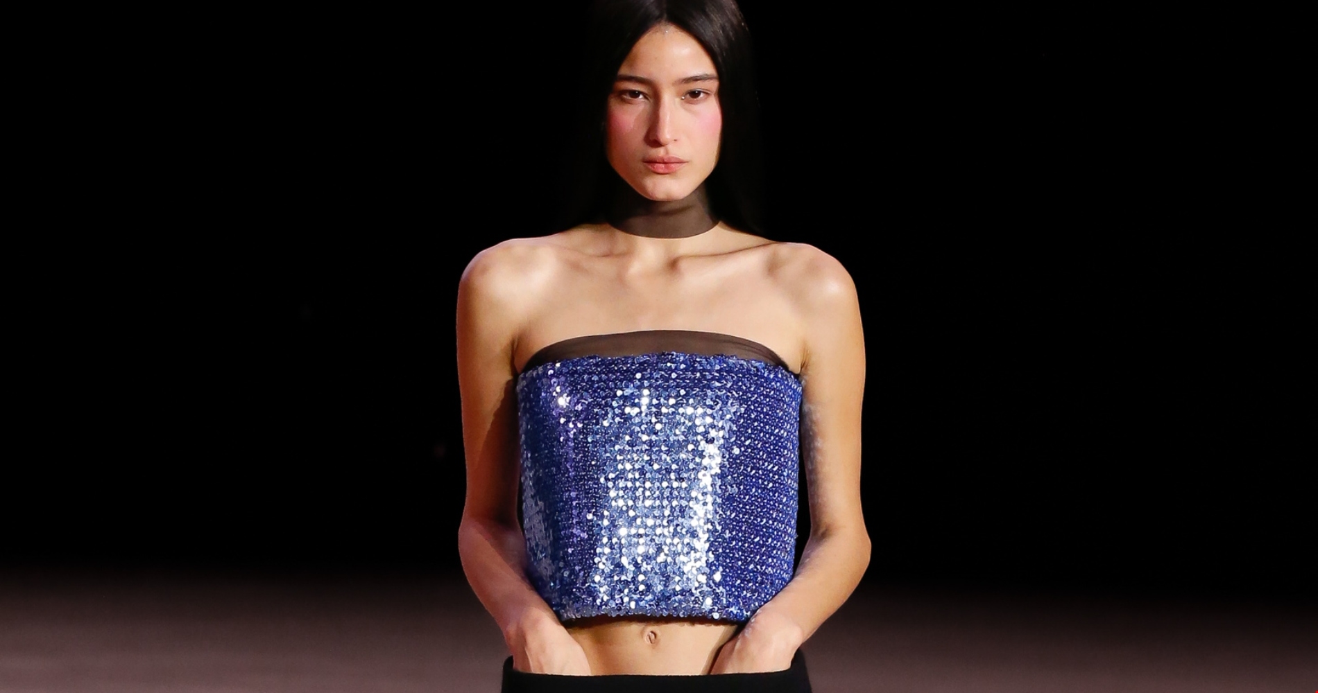 Όταν η μνήμη γίνεται μόδα | Η ενδοσκοπική συλλογή του Marc Jacobs για την άνοιξη του 2026