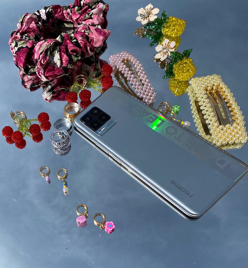 realme 8
