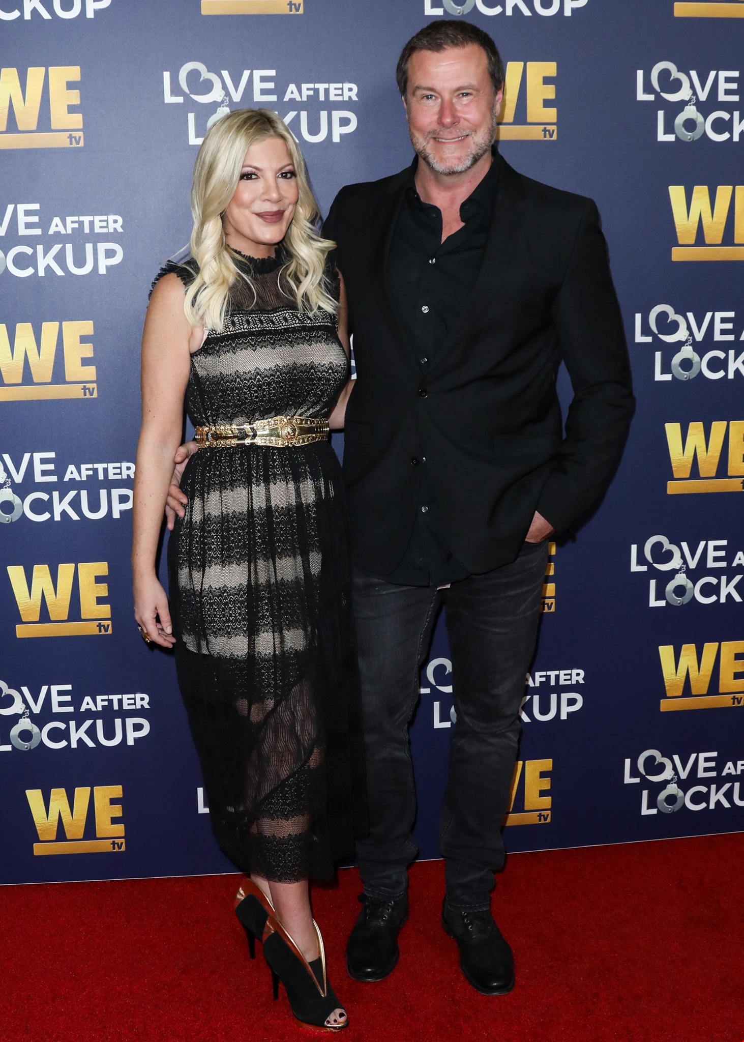 Η Tori Spelling στόλισε τα εμφυτεύματα στήθους της στο σπίτι της με τον πιο εμπνευσμένο τρόπο - εικόνα 3