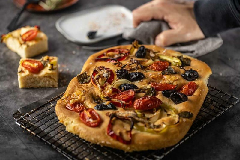 Αλέξανδρος Τσιοτίνης - λαδόψωμο με αλεύρι Λήμνου και κασκαβάλι