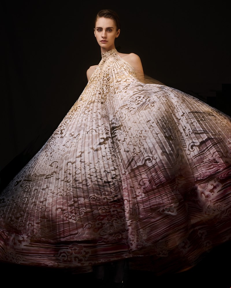 MARY KATRANTZOU
