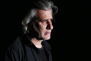 Δανάη Επιθυμιάδη | Η μοναδική Ελληνίδα ηθοποιός στην πολυσυζητημένη παράσταση της Επιδαύρου - εικόνα 3